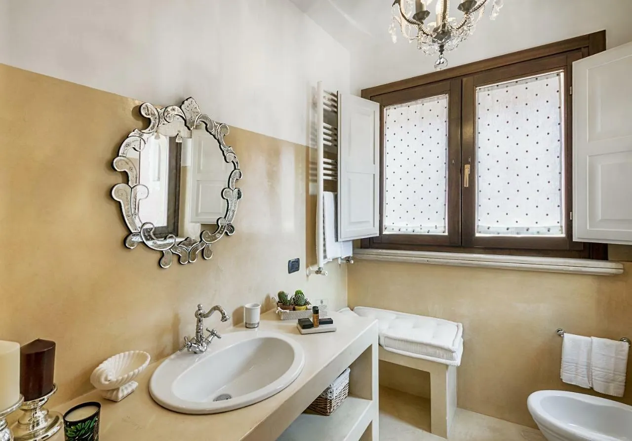 تاورمينا Relais 147 - Luxury B&B 3*,