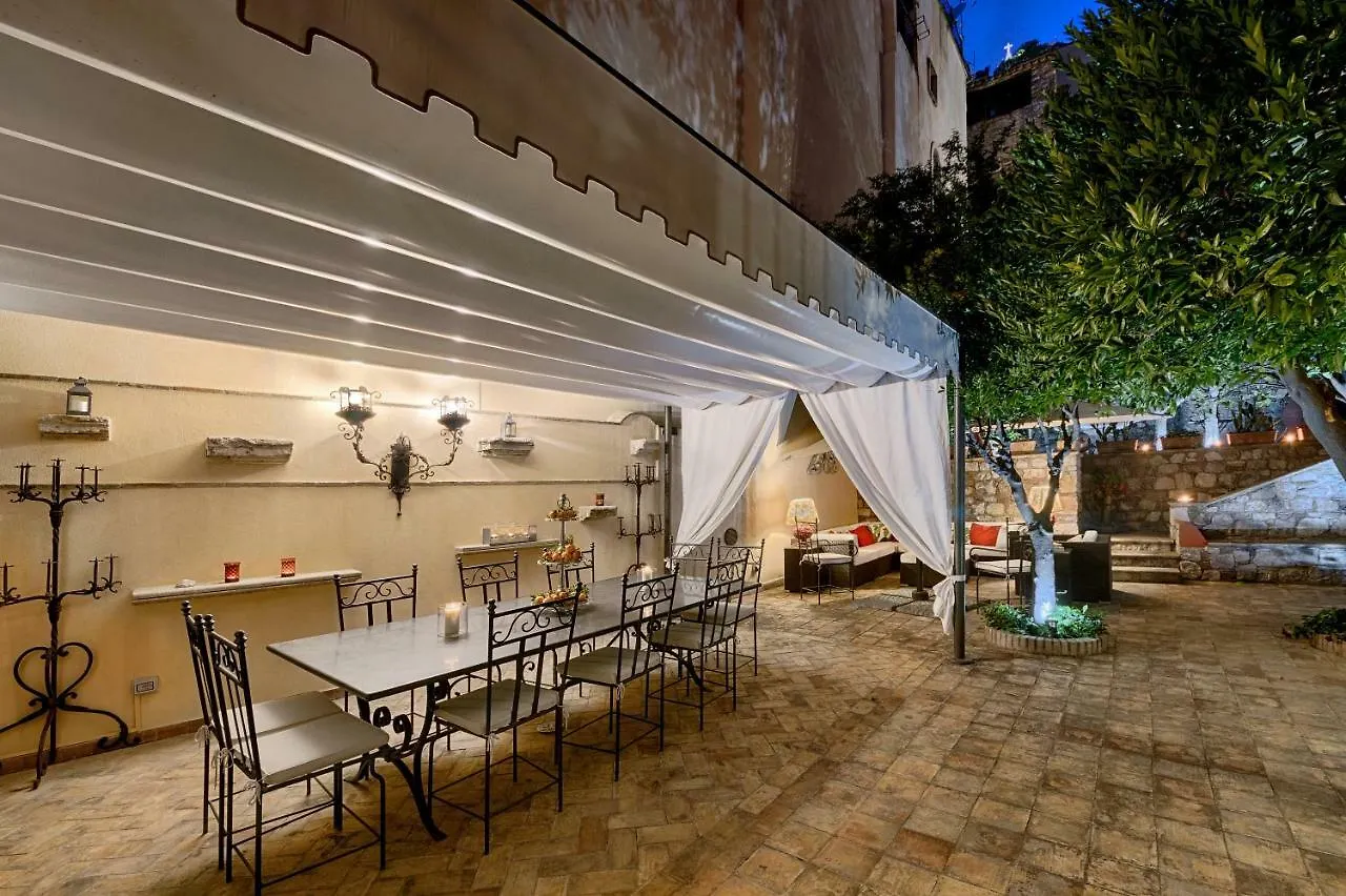Relais 147 - Luxury b&b Taormine 3*,